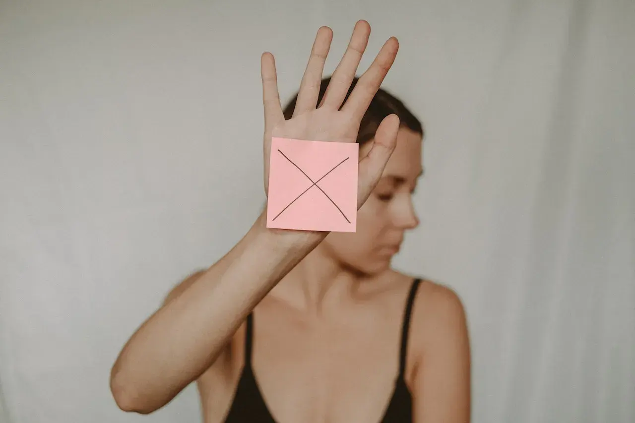 5 Things to Avoid When Writing a Memoir: Common Mistakes to Steer Clear of